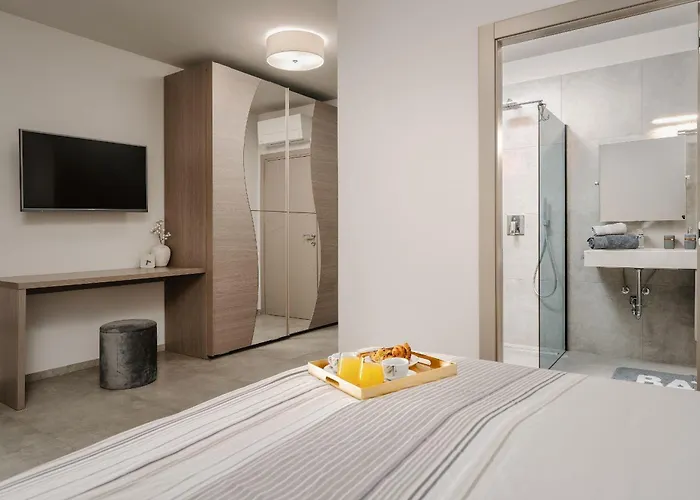 Maria Markovici Vila *